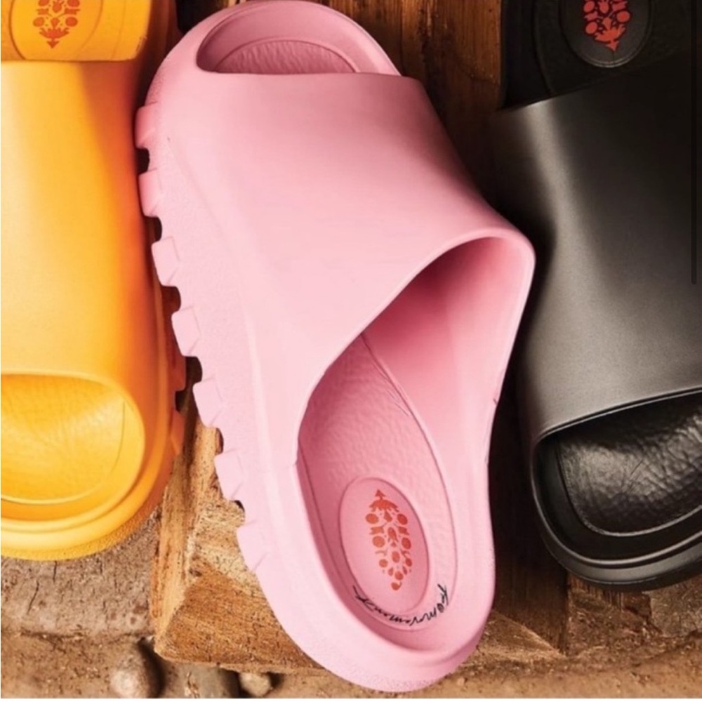 FP movement pink sandal shoes